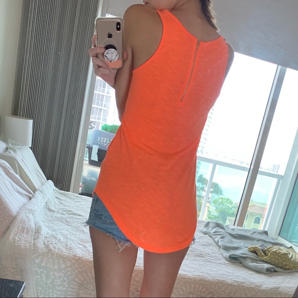 Gold skull embellished tank - Picture 2 of 3